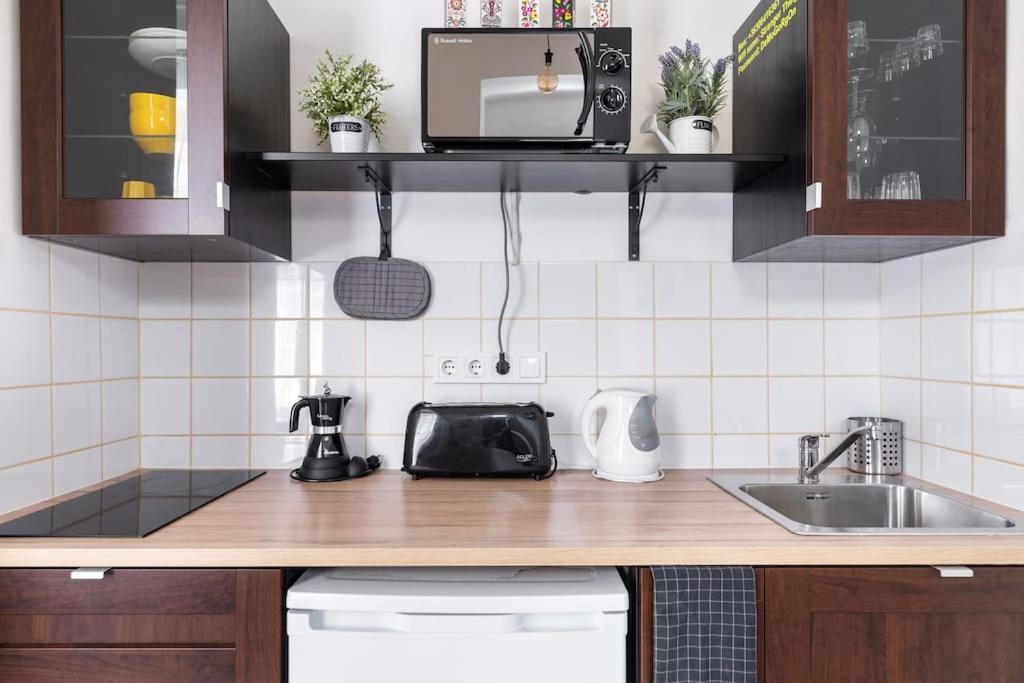 Vintage Style Cozy Downtown Apartment. * Будапешт